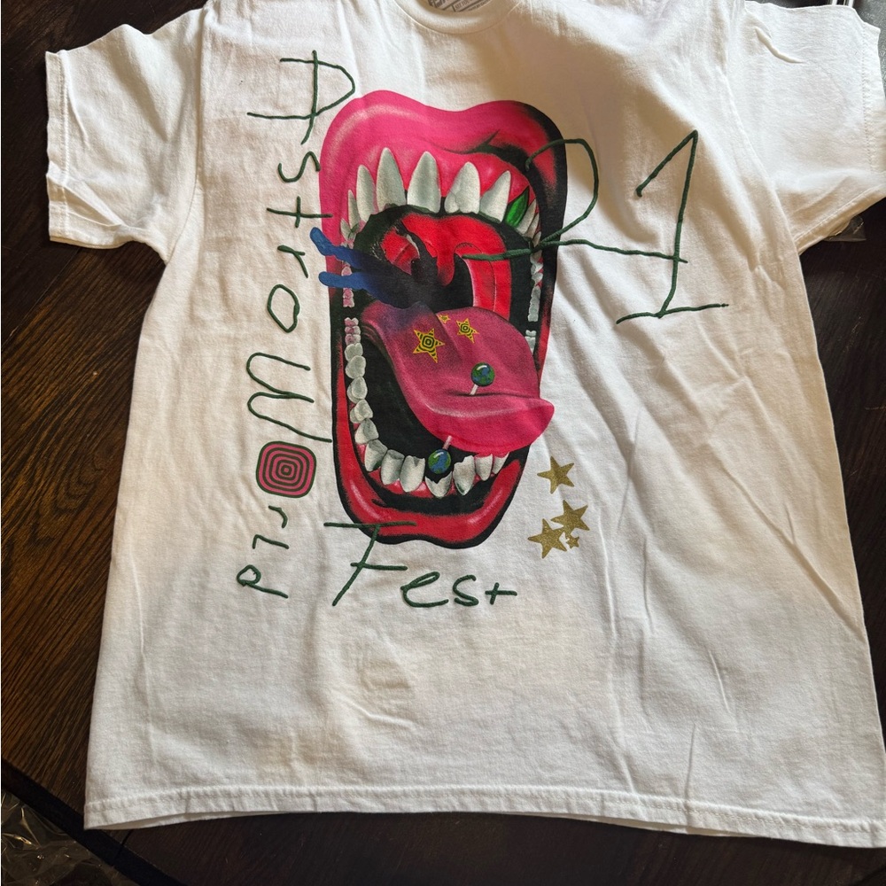 Travis Scott astroworld 2021 Graphic White T-Shirt with Colorful Design medium